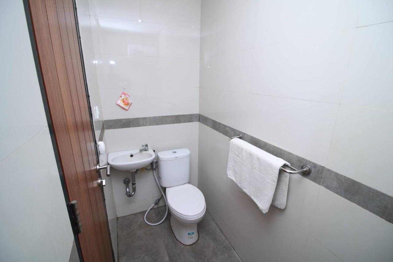 Hostel Bale Resident Jakarta Exterior foto