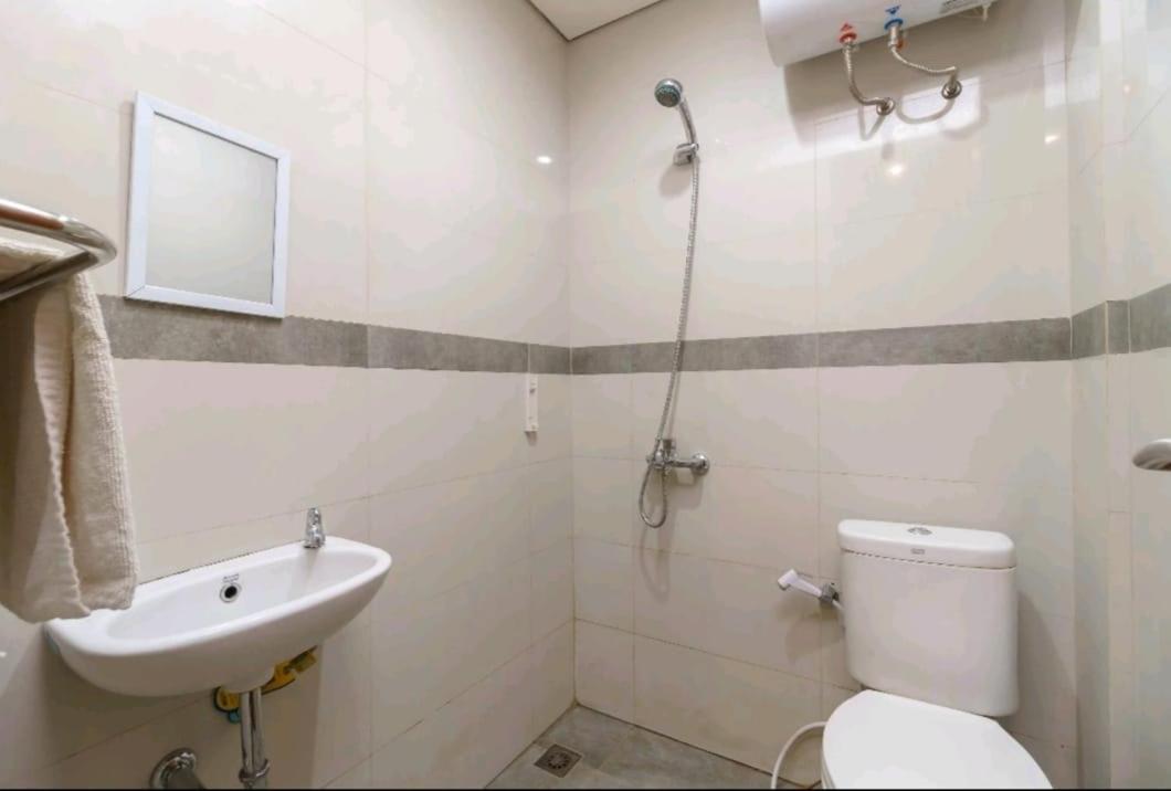 Hostel Bale Resident Jakarta Exterior foto